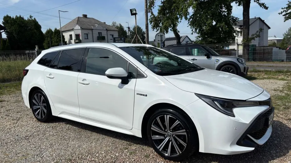 TOYOTA Corolla -