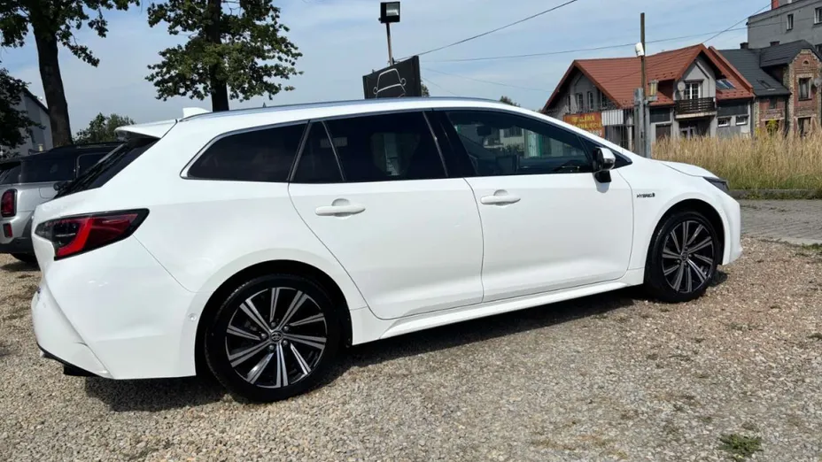 TOYOTA Corolla -