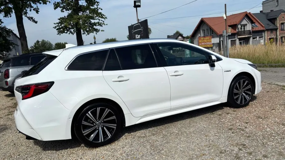 TOYOTA Corolla -