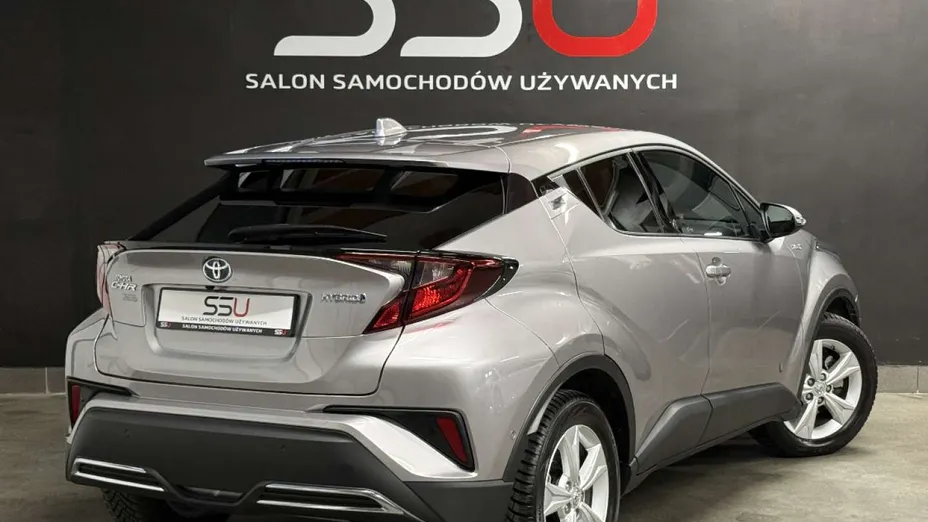 TOYOTA C-HR -
