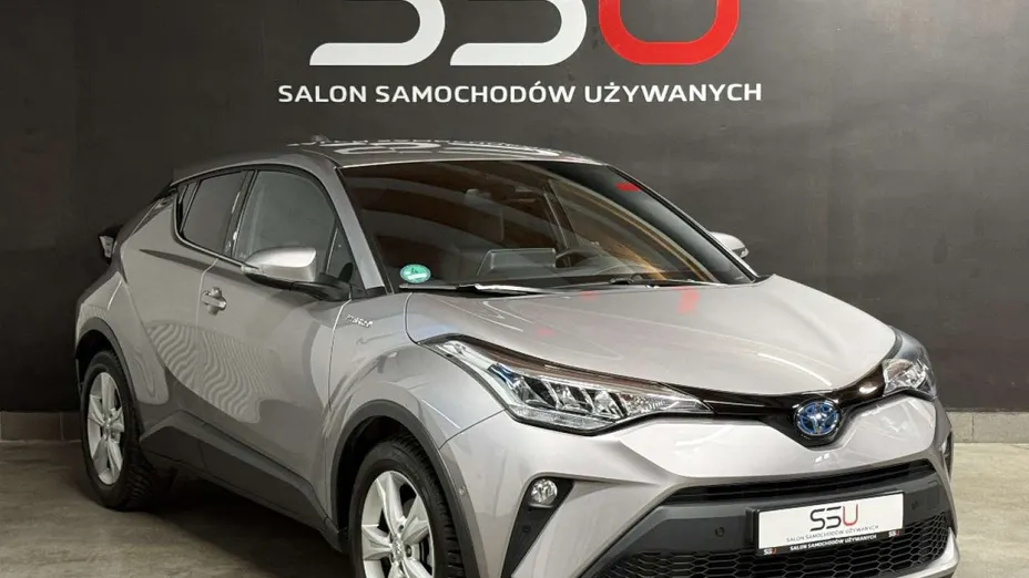 TOYOTA C-HR -