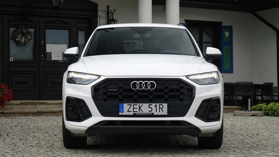 AUDI Q5 -