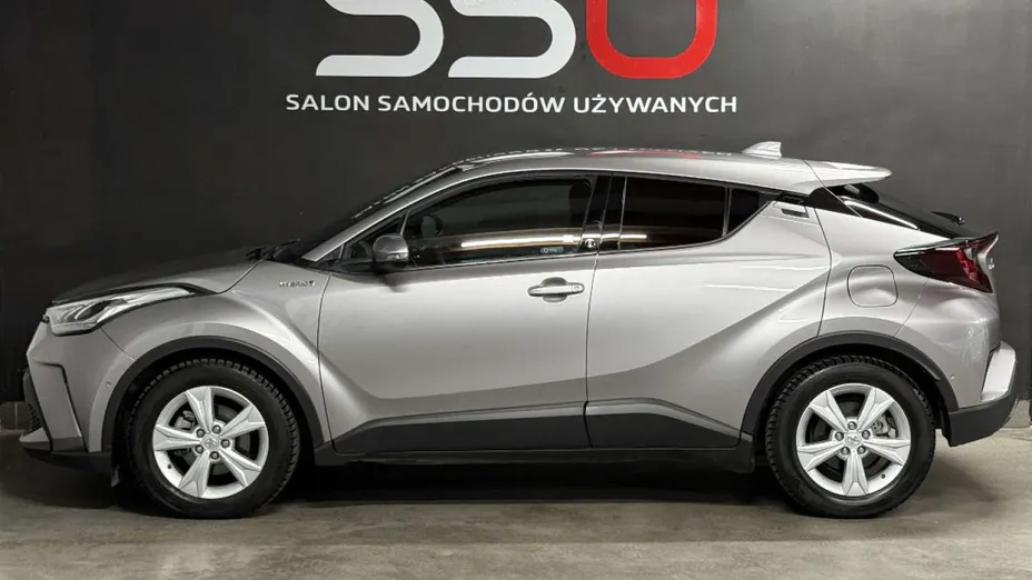 TOYOTA C-HR -