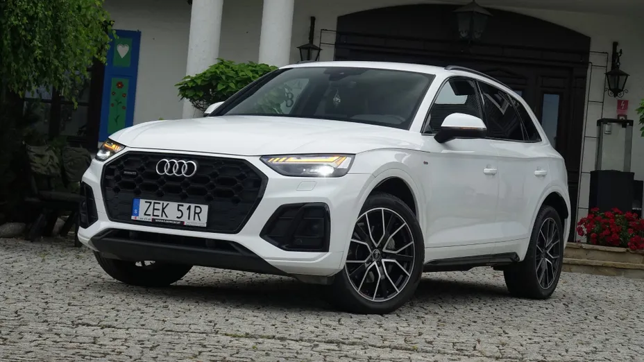 AUDI Q5 -