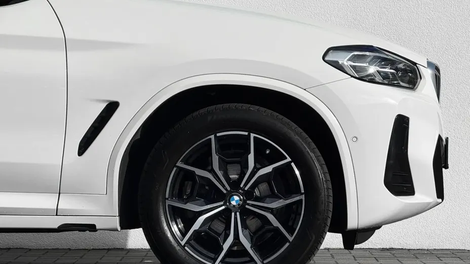 BMW X3 -