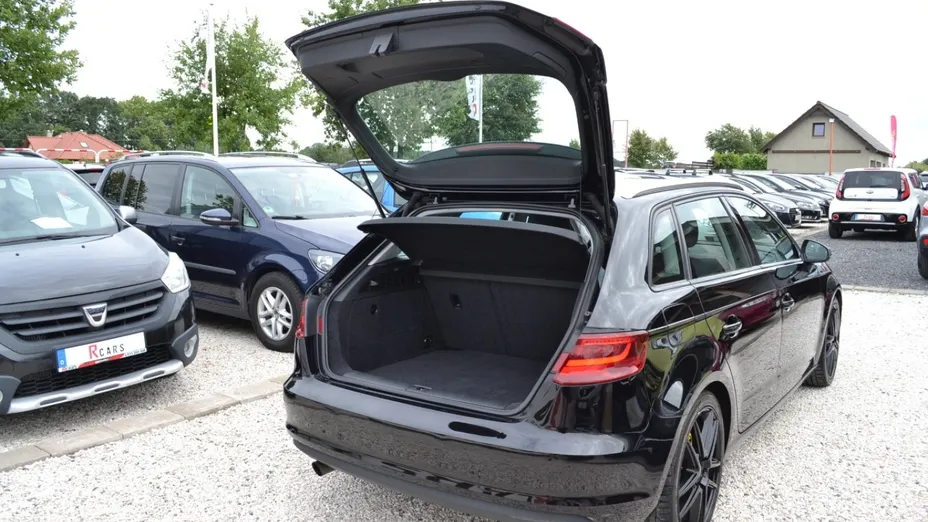 AUDI A3 Sportback -