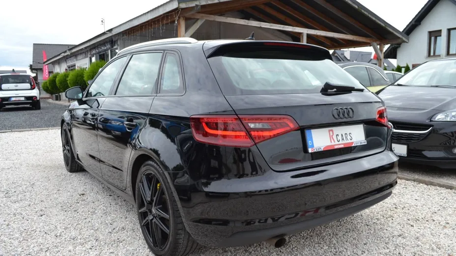 AUDI A3 Sportback -