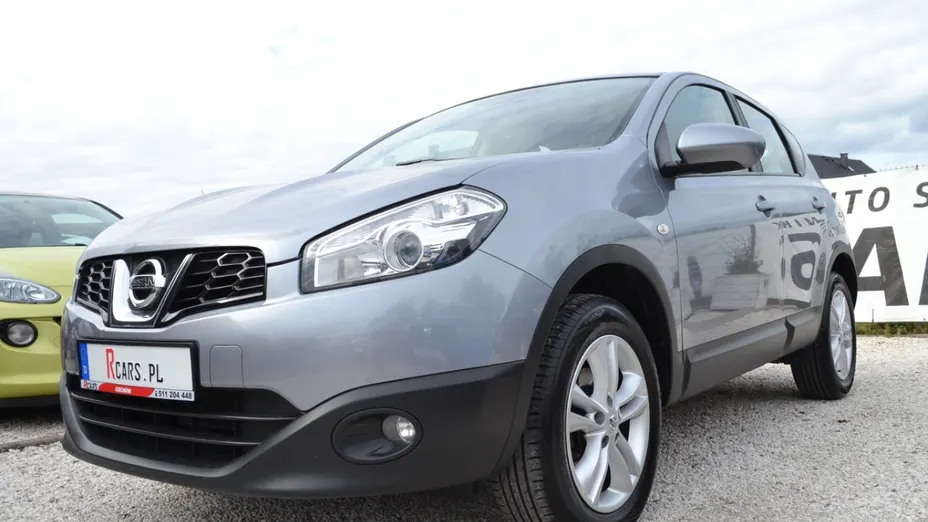 NISSAN Qashqai -