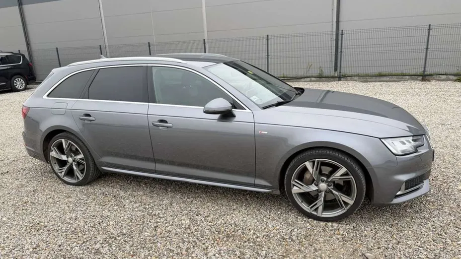 AUDI A4 Avant -