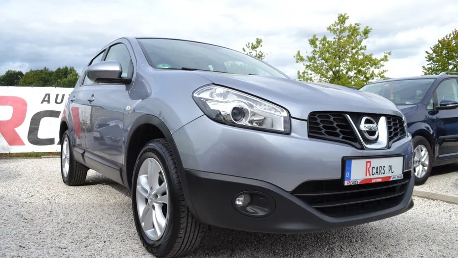 NISSAN Qashqai -