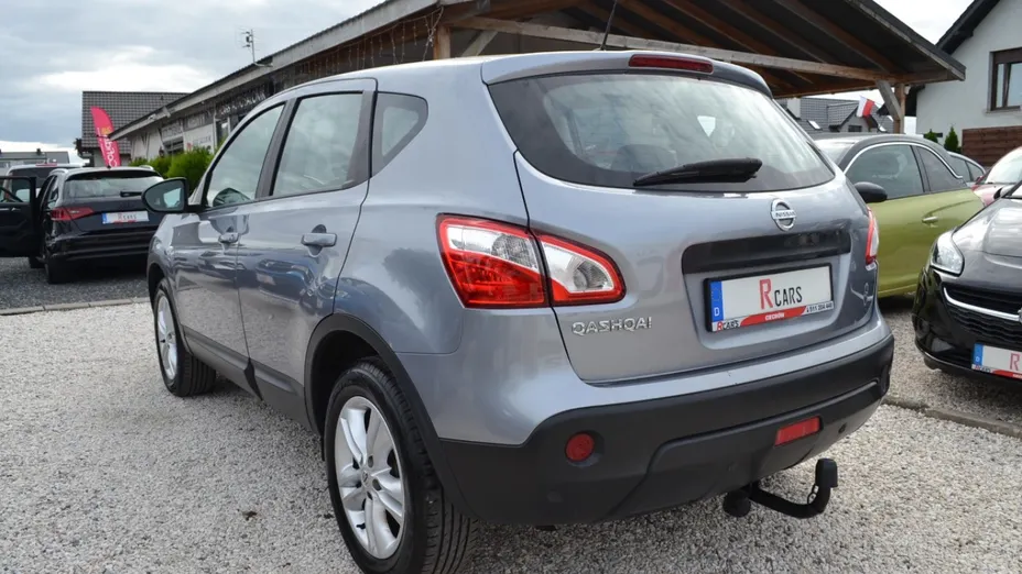 NISSAN Qashqai -