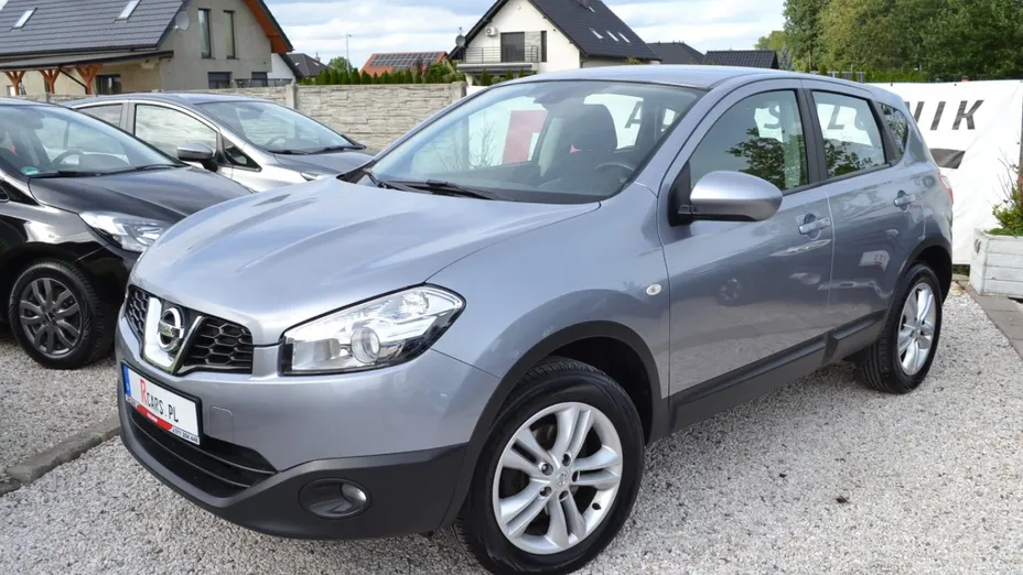 NISSAN Qashqai -