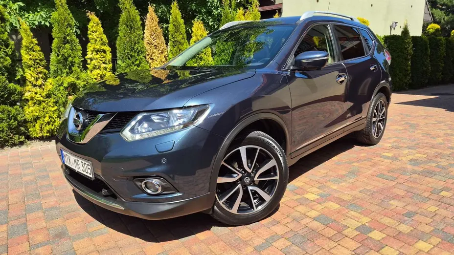 NISSAN X-Trail -