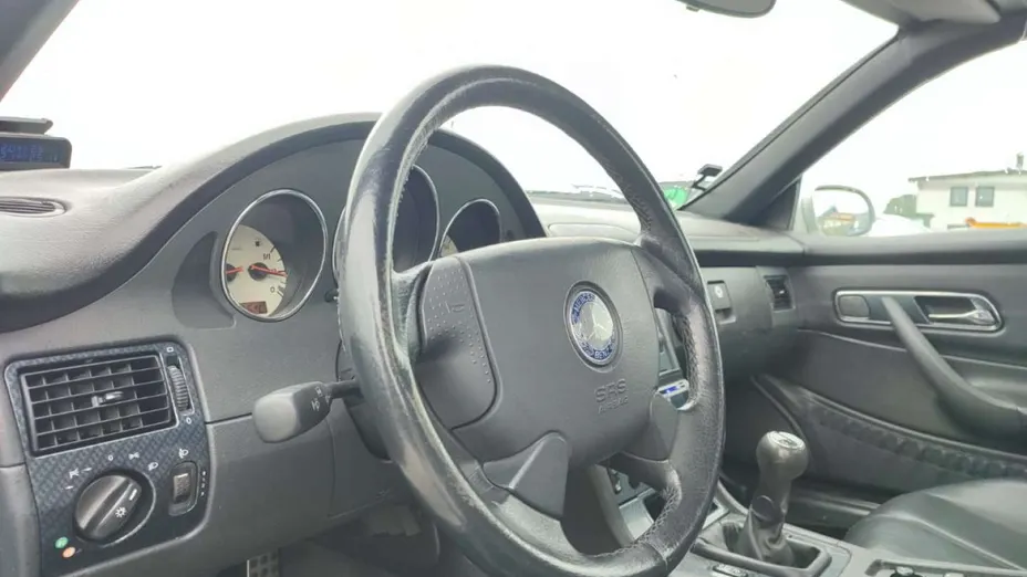 MERCEDES-BENZ SLK -