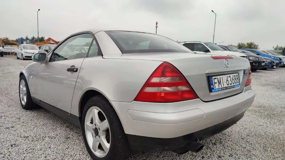 MERCEDES-BENZ SLK -