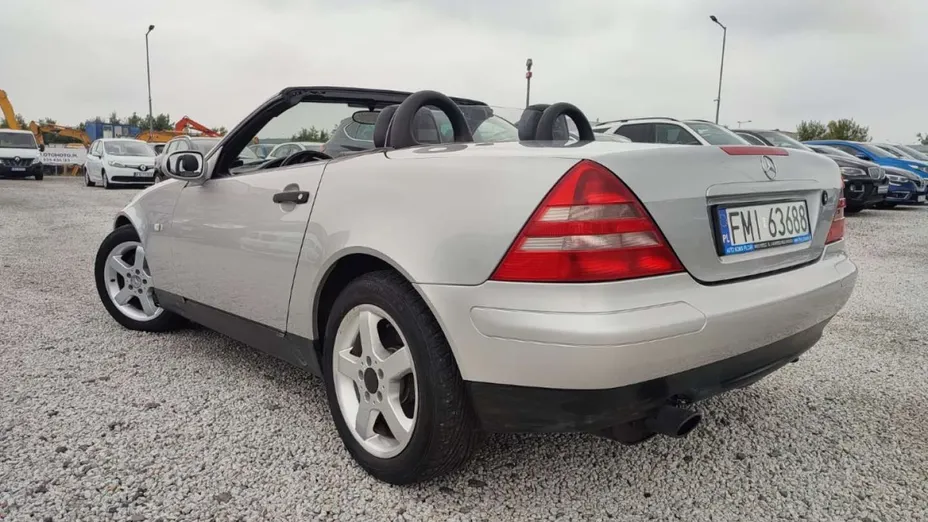 MERCEDES-BENZ SLK -