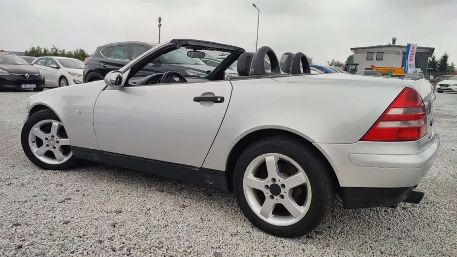 MERCEDES-BENZ SLK -