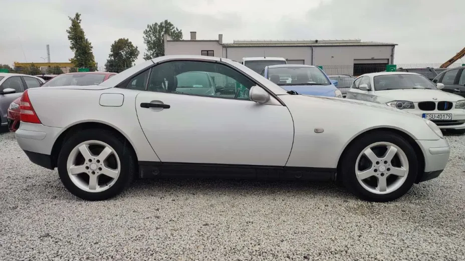 MERCEDES-BENZ SLK -