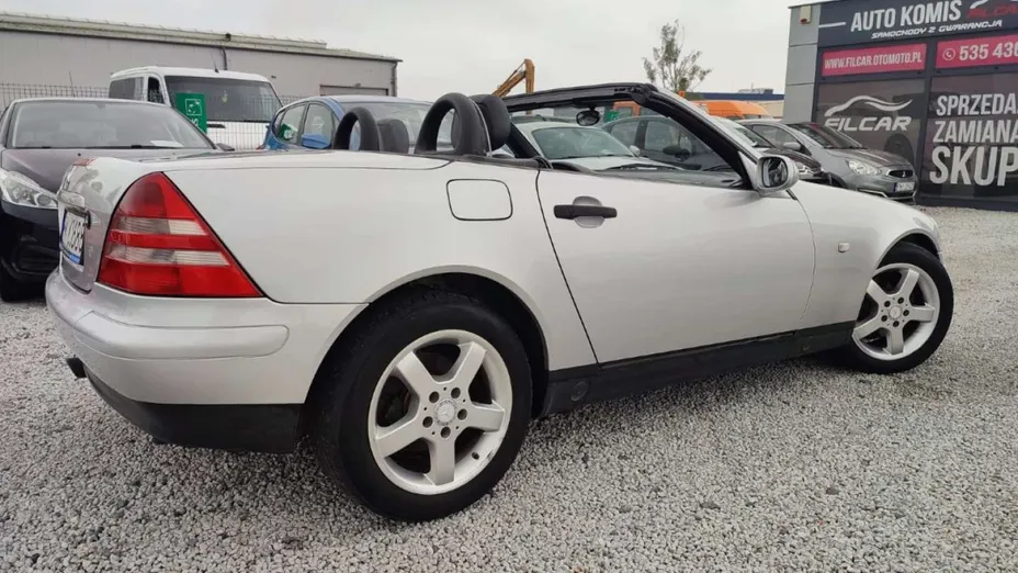 MERCEDES-BENZ SLK -