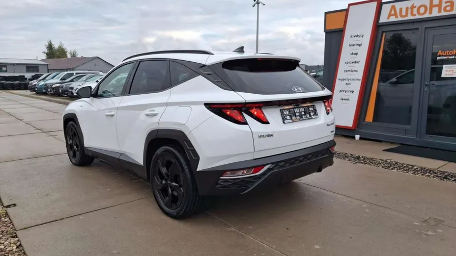 HYUNDAI Tucson -