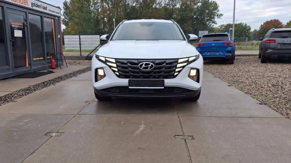 HYUNDAI Tucson -