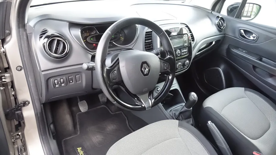 RENAULT Captur -