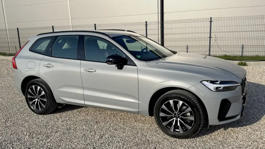 VOLVO XC60 -