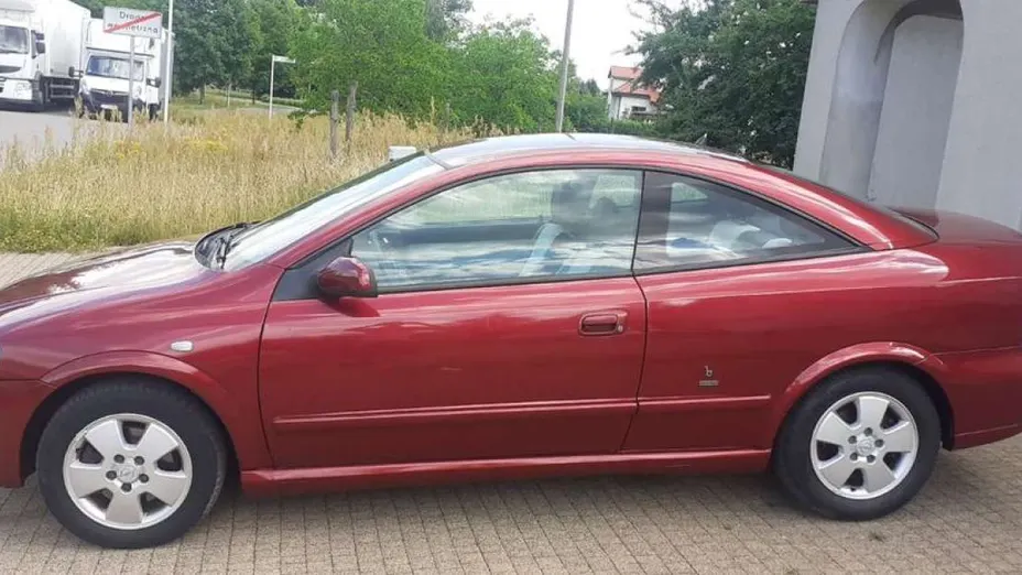 OPEL Astra -