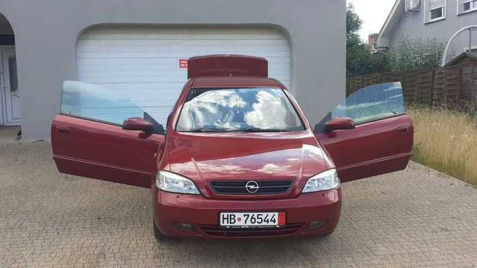 OPEL Astra -