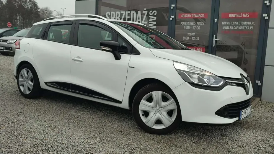 RENAULT Clio -