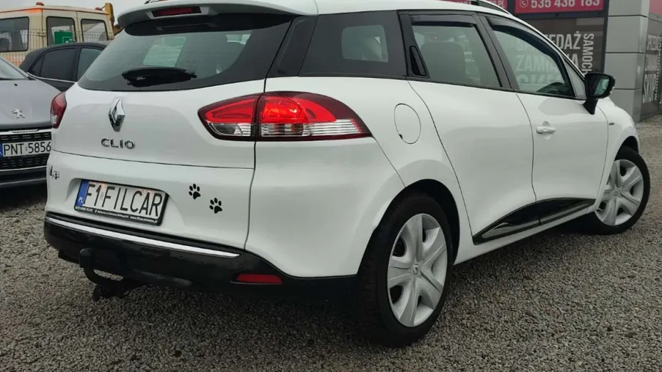RENAULT Clio -