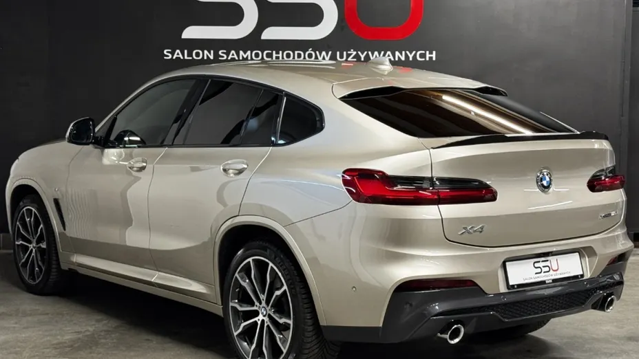BMW X4 -