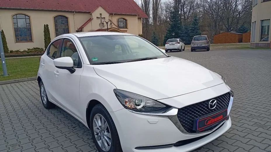 MAZDA 2 -