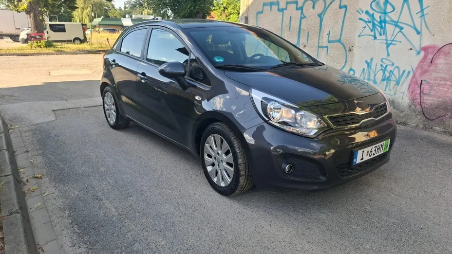 KIA Rio -