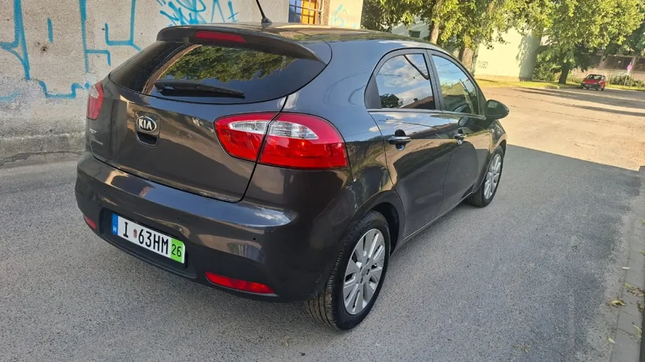KIA Rio -