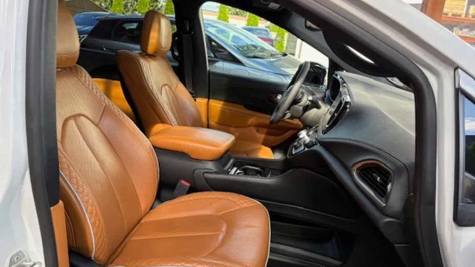 CHRYSLER Pacifica -