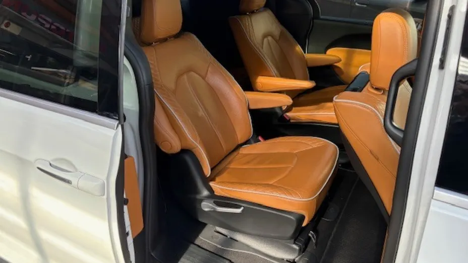 CHRYSLER Pacifica -