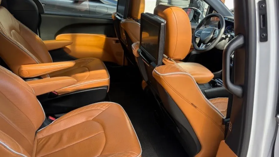 CHRYSLER Pacifica -