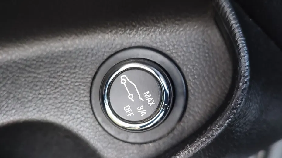 OPEL Insignia -