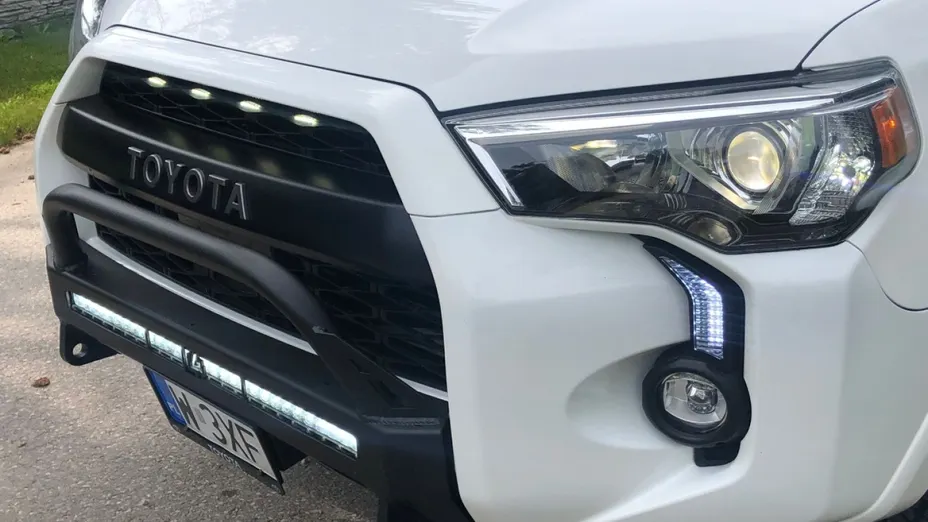 TOYOTA 4Runner -
