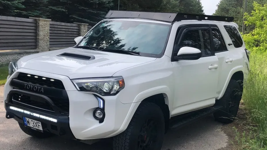TOYOTA 4Runner -