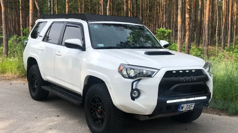 TOYOTA 4Runner -