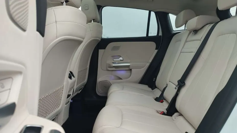 MERCEDES-BENZ GLA -