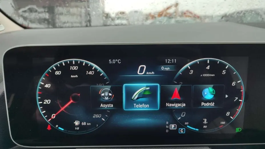 MERCEDES-BENZ GLA -