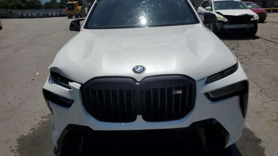 BMW X7 -