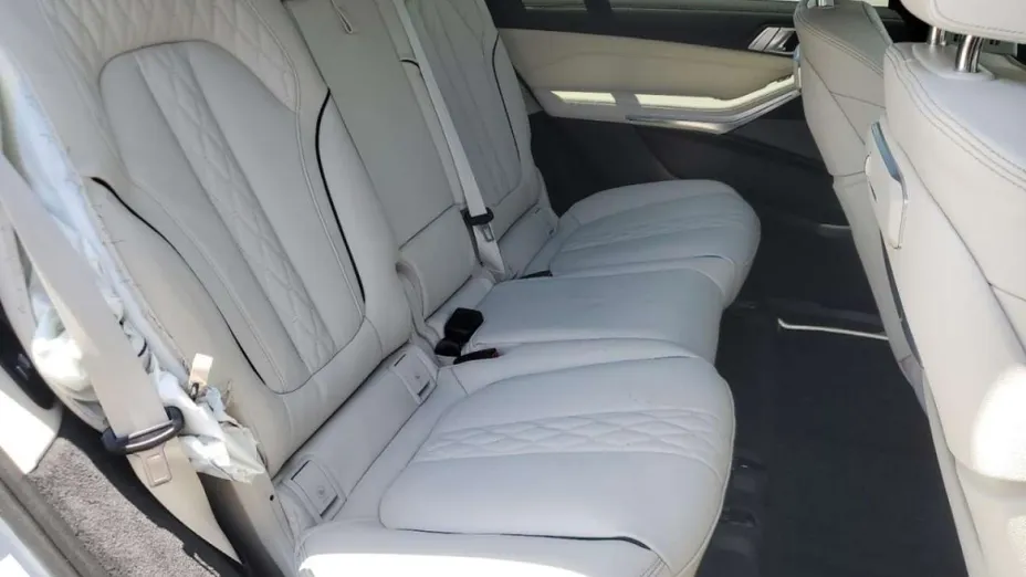 BMW X7 -