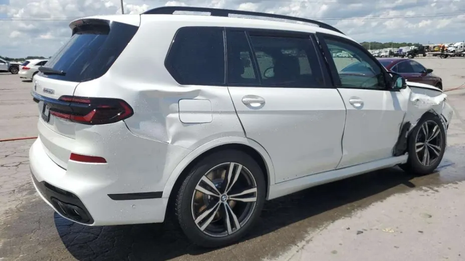 BMW X7 -
