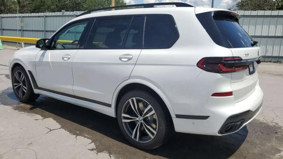 BMW X7 -