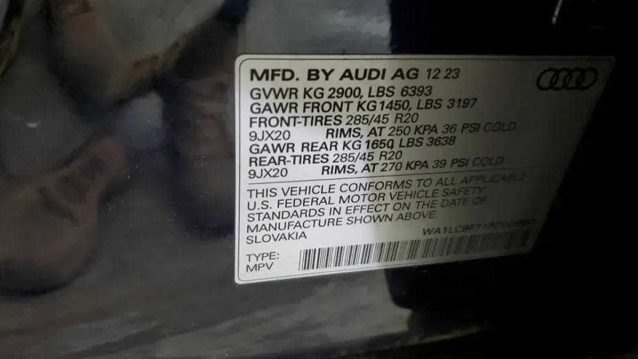AUDI Q7 -