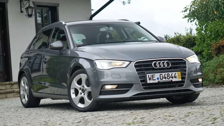 AUDI A3 Sportback -